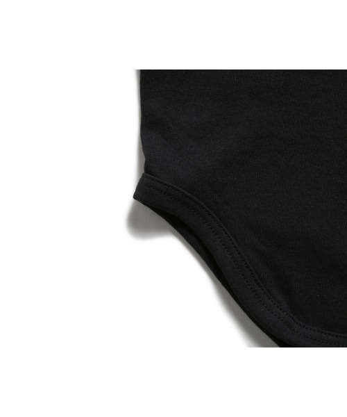ROTAR(ローター)の「CHERRY 1p BB Tee ベースボール セットイン 七分袖(Tシャツ/カットソー・メンズ・ホワイト×グリーン/ブルー系/スミクロ・LARGE/X-LARGE/SMALL/MEDIUM)」の8枚目の写真