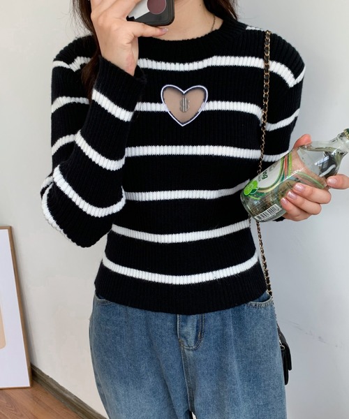 Diosfront(ディオスフロント)の「2022AW ハート柄ワンポイント刺繍ボーダーリブニット(ニット/セーター・レディース・ホワイト/ブラック/グレー/レッド・FREE)」の9枚目の写真