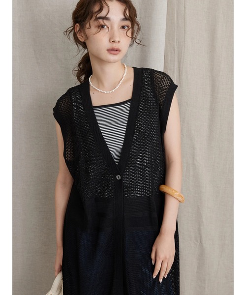 AMERICAN HOLIC（アメリカンホリック）の「Vネック透かし編みニットベスト（ベスト・レディース・ブラック/ライトグレー・L/M）」の14枚目の写真