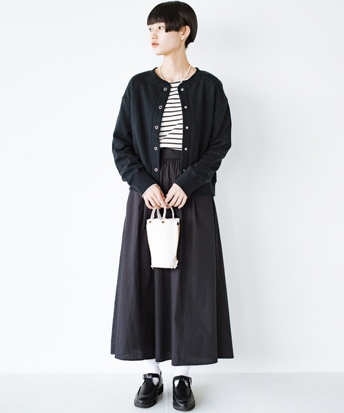 haco!(ハコ)の「さっと羽織るとコーデが仕上がる!PBPオーガニックコットン 無敵のスナップボタンカーディガン(カーディガン/ボレロ・レディース・ブラック・SMALL/MEDIUM/LARGE/X-LARGE)」の10枚目の写真