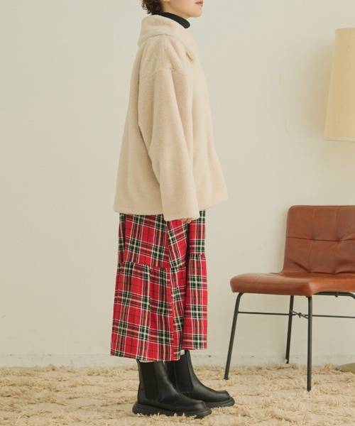 MERLOT（メルロー）の「ビッグカラーファーコート（その他アウター・レディース・チャコールグレー/ブルー/アイボリー・FREE）」の20枚目の写真