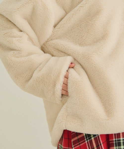 MERLOT（メルロー）の「ビッグカラーファーコート（その他アウター・レディース・チャコールグレー/ブルー/アイボリー・FREE）」の16枚目の写真