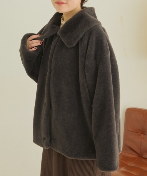 MERLOT（メルロー）の「ビッグカラーファーコート（その他アウター・レディース・チャコールグレー/ブルー/アイボリー・FREE）」の5枚目の写真