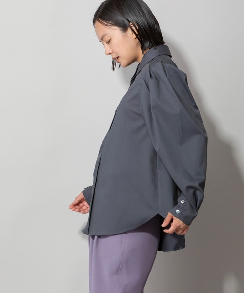 Munich（ミューニック）の「コンフォートベーシックツイルタックスリーブシャツ（シャツ/ブラウス・レディース・オフホワイト/ダークグレー/モカ・FREE）」の11枚目の写真