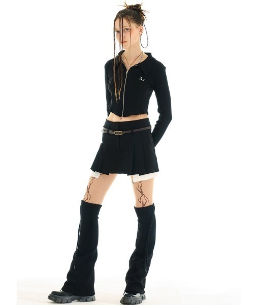 outxo（アウトエクソ）の「A'GEM/9 × .kom『OUTXO/アウトエクソ』hari zip-up/クロップド丈 長袖 ジップアップ ニット（ニット/セーター・レディース・ブラック/グリーン/グレー・FREE）」の7枚目の写真