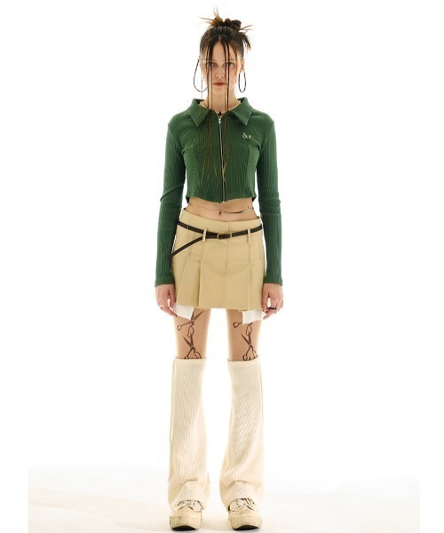 outxo（アウトエクソ）の「A'GEM/9 × .kom『OUTXO/アウトエクソ』hari zip-up/クロップド丈 長袖 ジップアップ ニット（ニット/セーター・レディース・ブラック/グリーン/グレー・FREE）」の22枚目の写真