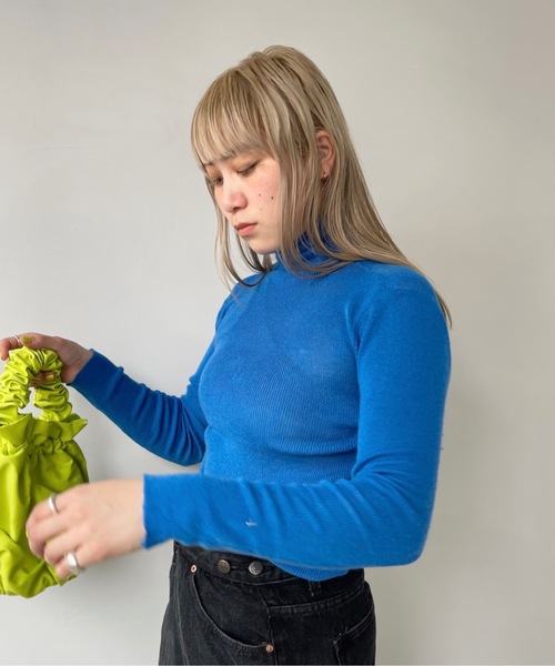 SANSeLF（サンセルフ）の「カラーインナートップス【SANSeLF】sanw22a077（ニット/セーター・レディース・グリーン/ブラック/ブルー/ピンク/ブラウン・FREE）」の11枚目の写真