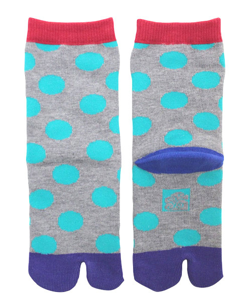 カヤ（カヤ）の「【カヤ】たまちび足袋16cm（ソックス/靴下・キッズ・ブラック/ブルー/パープル/グレー/ネイビー・FREE）」の2枚目の写真