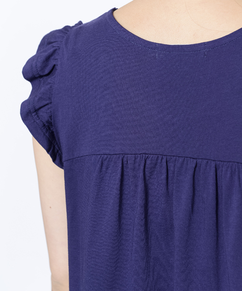 MILKFED.（ミルクフェド）の「FRILL SLEEVE TOP（Tシャツ/カットソー・レディース・ブラック/アッシュ/ネイビー・ONE SIZE）」の9枚目の写真