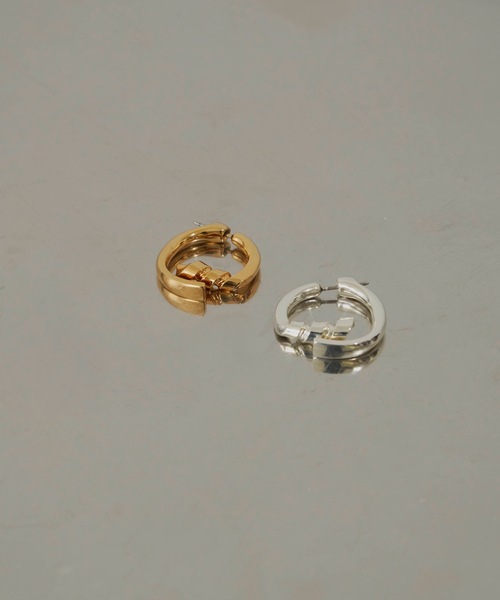 loni(ロニ)の「Vine bicolor pierce (マルチウェイ・バイカラーピアス)/両耳用(ピアス(両耳用)・レディース・その他・FREE)」の6枚目の写真