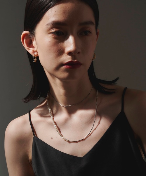 loni(ロニ)の「Vine bicolor pierce (マルチウェイ・バイカラーピアス)/両耳用(ピアス(両耳用)・レディース・その他・FREE)」の16枚目の写真