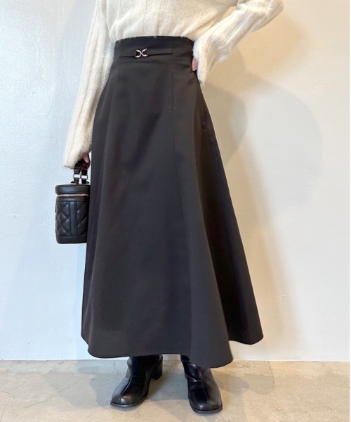 OLIVE des OLIVE(オリーブデオリーブ)の「ウエストビットフレアスカート(スカート・レディース・チェック/スミクロ/ブラック・FREE)」の2枚目の写真