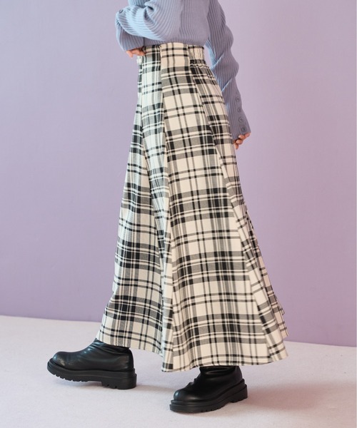 OLIVE des OLIVE(オリーブデオリーブ)の「ウエストビットフレアスカート(スカート・レディース・チェック/スミクロ/ブラック・FREE)」の14枚目の写真