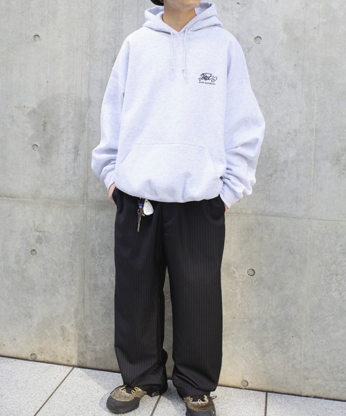 WHO'S WHO gallery（フーズフーギャラリー）の「COOPER FACTドミノスウェットパーカー（パーカー・レディース・アッシュグレー/チャコールグレー/ブラック/レッド/パープル/ホワイト/ピンク・FREE）」の20枚目の写真