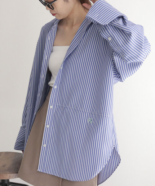 fredy emue(フレディエミュ)の「BIGスリーブ刺繍入りシャツ(シャツ/ブラウス・レディース・サックスブルー/ホワイト系その他/ブルー系その他・38)」の7枚目の写真