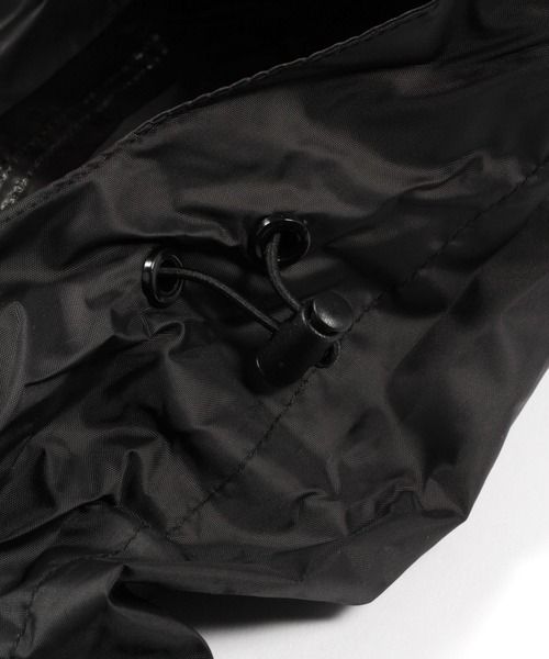 BAYFLOW(ベイフロー)の「【KiU】RAIN ZIP UP(レインコート/ポンチョ・レディース・ブラック/カーキ・0)」の6枚目の写真