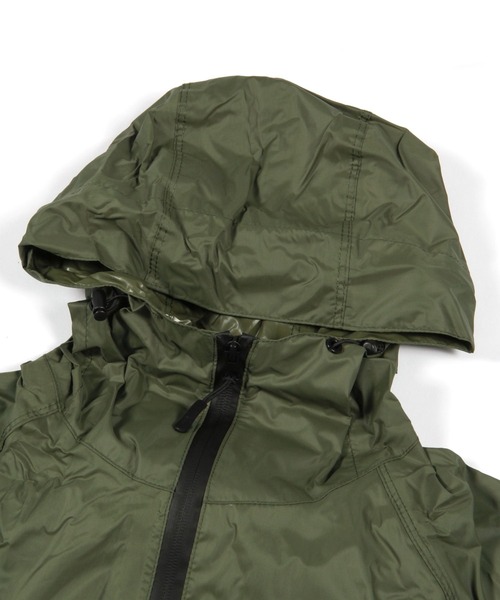 BAYFLOW(ベイフロー)の「【KiU】RAIN ZIP UP(レインコート/ポンチョ・レディース・ブラック/カーキ・0)」の14枚目の写真