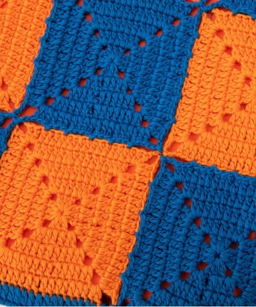 Casselini（キャセリーニ）の「Casselini(キャセリーニ)スクエアクロシェハンドバッグ（ハンドバッグ・レディース・ブラック/ブルー・FREE）」の6枚目の写真