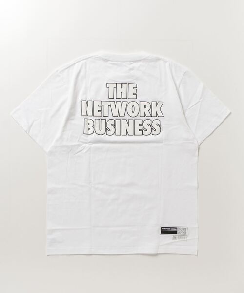 atmos（アトモス）の「THE NETWORK BUSINESS SNEAKER Addict TEE / ザ