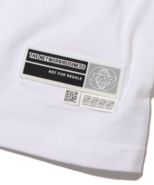 atmos（アトモス）の「THE NETWORK BUSINESS SNEAKER Addict TEE / ザ