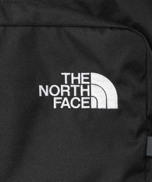 THE NORTH FACE（ザノースフェイス）の「THE NORTH FACE　Boulder Daypack（バックパック/リュック・メンズ・ブラック/ベージュ系その他/ブルー・ONE）」の14枚目の写真