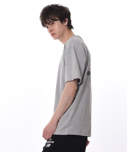 NEW BALANCE（ニューバランス）の「NB Athletics グラフィック ショートスリーブTシャツ（Tシャツ/カットソー・メンズ・ブラック/ライトグレー/ネイビー・LARGE/MEDIUM/XX-LARGE/X-LARGE/SMALL）」の9枚目の写真