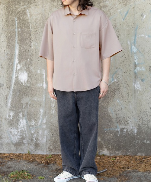 SlashDate(スラッシュデイト)の「TRストレッチレギュラーカラーシャツ/トロミシャツ/ビッグシルエット/ユニセックス(シャツ/ブラウス・メンズ・ベージュ/ホワイト/ブラック・M/L)」の6枚目の写真