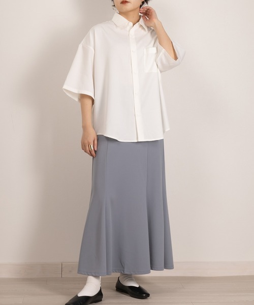 SlashDate(スラッシュデイト)の「TRストレッチレギュラーカラーシャツ/トロミシャツ/ビッグシルエット/ユニセックス(シャツ/ブラウス・メンズ・ベージュ/ホワイト/ブラック・M/L)」の15枚目の写真