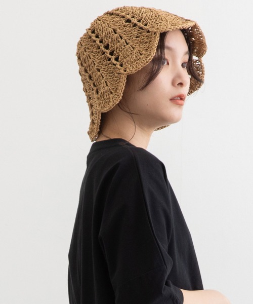 POU DOU DOU（プードゥドゥ）の「スカラップチューリップ透かし編みハット（ハット・レディース・ブラック/ベージュ・8）」の3枚目の写真