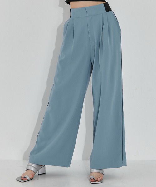 CITY TOKYO（シティトウキョウ）の「サイドパイピングバックベルトワイドパンツ（スラックス・レディース・ブラウン/ブラック/ブルー・1/2）」の3枚目の写真