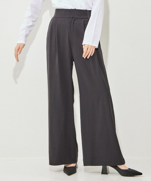 CITY TOKYO（シティトウキョウ）の「サイドパイピングバックベルトワイドパンツ（スラックス・レディース・ブラウン/ブラック/ブルー・1/2）」の2枚目の写真