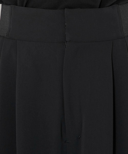 CITY TOKYO（シティトウキョウ）の「サイドパイピングバックベルトワイドパンツ（スラックス・レディース・ブラウン/ブラック/ブルー・1/2）」の11枚目の写真