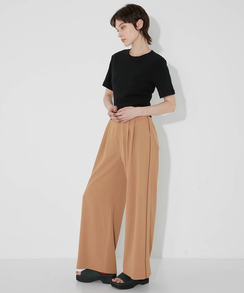 CITY TOKYO（シティトウキョウ）の「サイドパイピングバックベルトワイドパンツ（スラックス・レディース・ブラウン/ブラック/ブルー・1/2）」の18枚目の写真