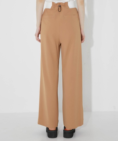 CITY TOKYO（シティトウキョウ）の「サイドパイピングバックベルトワイドパンツ（スラックス・レディース・ブラウン/ブラック/ブルー・1/2）」の21枚目の写真