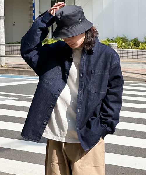 kutir（クティール）の「ビックシルエットデニムシャツ（シャツ/ブラウス・メンズ・インディゴブルー/ブラック・MEDIUM/LARGE）」の4枚目の写真