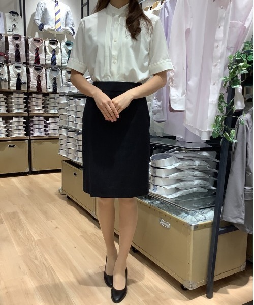 TOKYO SHIRTS(トウキョウシャツ)の「【吸水速乾】【COFREX】スタンドカラー ピンタック 五分袖ブラウス(ビジネスシャツ・レディース・ホワイト・S/M/L/LL)」の7枚目の写真