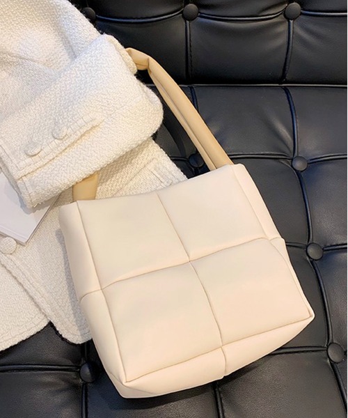 Chick(チック)の「▲キルティングハンドバック(ハンドバッグ・レディース・ホワイト/ブラック/キャメル・FREE)」の7枚目の写真