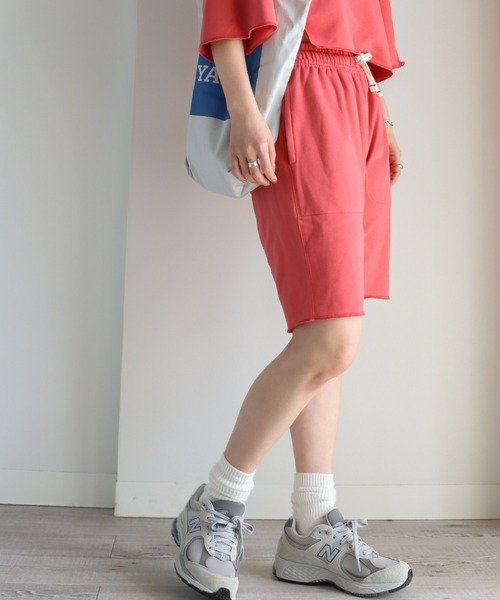 COURO(コウロ)の「カットオフライトスウェットショートパンツ(その他パンツ・レディース・ブラック/アイボリー/ダークグリーン/杢グレー/レッド/パープル/ミント/オレンジ/ロイヤルブルー/イエロー・M/L)」の9枚目の写真