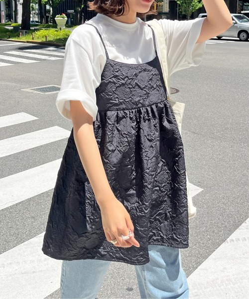 CPCM(シーピーシーエム)の「大柄エンボスチュニックキャミブラウス(シャツ/ブラウス・レディース・ベージュ/ブラック/オフホワイト/ブラック系その他・FREE)」の4枚目の写真