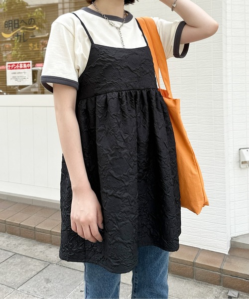 CPCM(シーピーシーエム)の「大柄エンボスチュニックキャミブラウス(シャツ/ブラウス・レディース・ベージュ/ブラック/オフホワイト/ブラック系その他・FREE)」の11枚目の写真