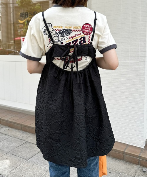 CPCM(シーピーシーエム)の「大柄エンボスチュニックキャミブラウス(シャツ/ブラウス・レディース・ベージュ/ブラック/オフホワイト/ブラック系その他・FREE)」の14枚目の写真