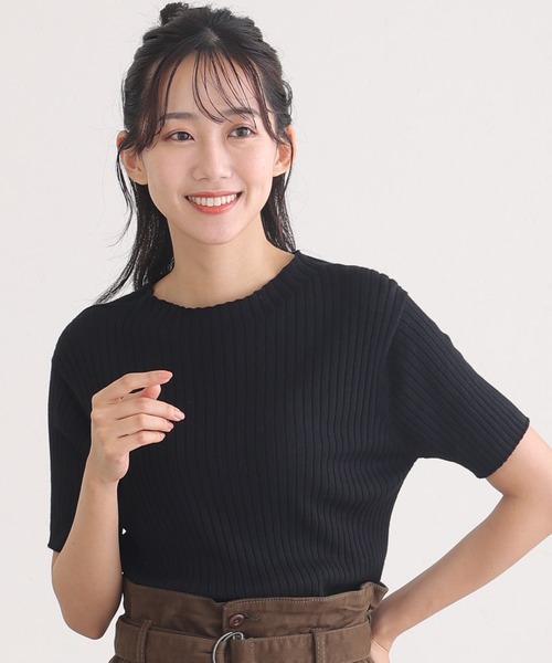 ElegChic(エレグシック)の「プチハイネックハーフスリーブサマーニット(ニット/セーター・レディース・ブラック/グレイッシュベージュ/オフホワイト/ブルー・XL/4L/M)」の3枚目の写真