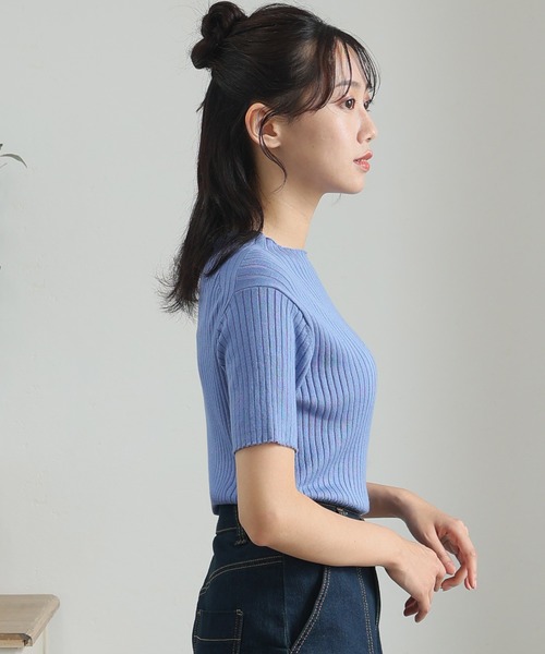 ElegChic(エレグシック)の「プチハイネックハーフスリーブサマーニット(ニット/セーター・レディース・ブラック/グレイッシュベージュ/オフホワイト/ブルー・XL/4L/M)」の10枚目の写真