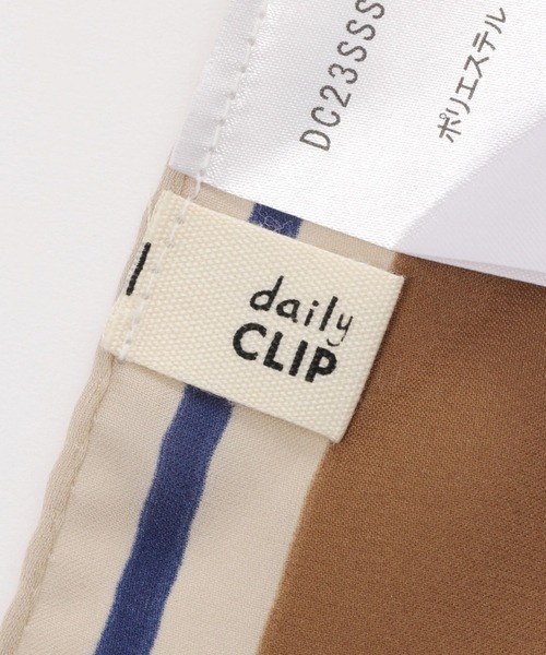 studio CLIP（スタディオクリップ）の「【daily CLIP】スクエアスカーフ（バンダナ/スカーフ・レディース・ブラウン/ブルー・FREE）」の6枚目の写真