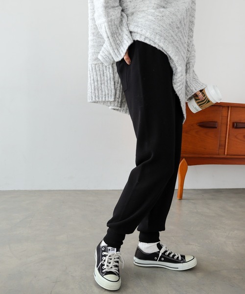 andme（アンドミー）の「ストレッチジョガーニットパンツ（その他パンツ・レディース・ライトベージュ/カーキ/クリーム/ブラック/グレー/イエロー/グレー系/ブラウン・L/M）」の13枚目の写真