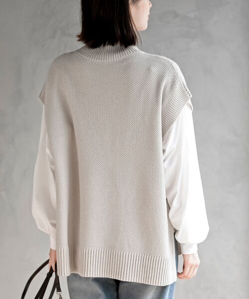 rps（アールピーエス）の「インナーＳＥＴニットベストアンサンブル（ベスト・レディース・ダークネイビー/アイボリー/グレイッシュベージュ/イエロー系その他/ブラック/マスタード/グレー・フリー）」の14枚目の写真