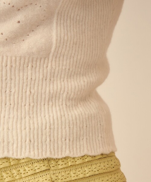 ME COUTURE（ミークチュール）の「ハートアイレットレイヤードニット（ニット/セーター・レディース・ピンク/ライトブルー/オフホワイト・FREE）」の16枚目の写真