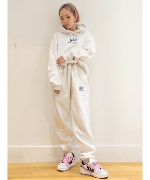 GAP（ギャップ）の「GAPアーチロゴ パーカー(ユニセックス)（パーカー・メンズ・レッド/ホワイト系その他/ネイビー/ブラック・M/XS/XL/L/S）」の13枚目の写真