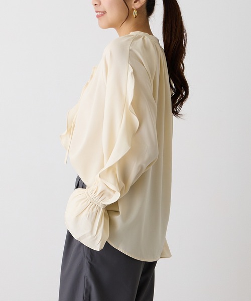 OWLSPALE（オールズペール）の「ラッフルフリルブラウス（シャツ/ブラウス・レディース・ブラック/オフホワイト/ブラック系その他・FREE）」の17枚目の写真