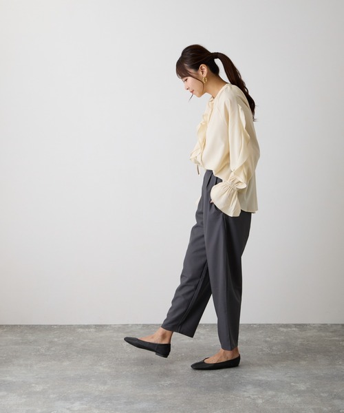 OWLSPALE（オールズペール）の「ラッフルフリルブラウス（シャツ/ブラウス・レディース・ブラック/オフホワイト/ブラック系その他・FREE）」の6枚目の写真